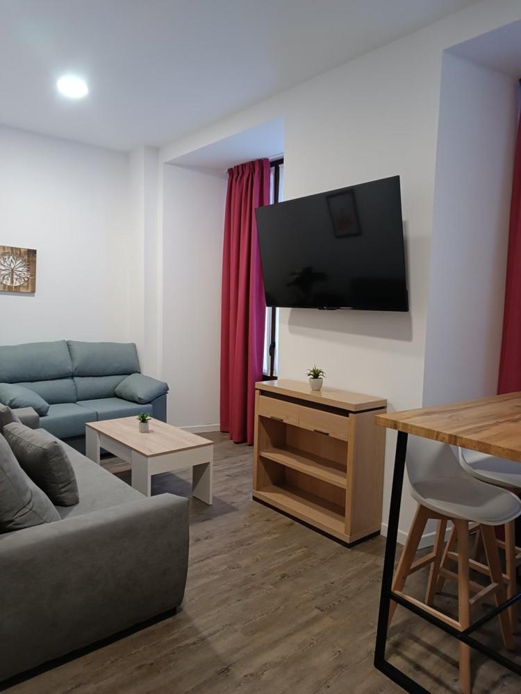 Apartamentos Turisticos Avila Puerta De San Vicente 0-2 Dış mekan fotoğraf