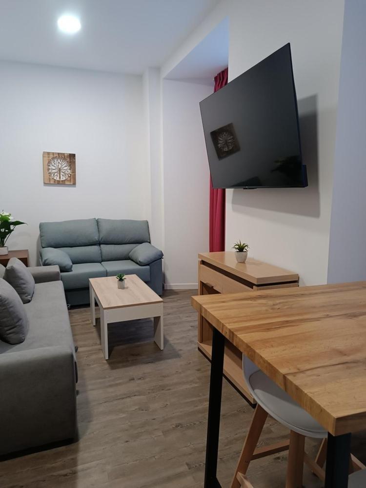 Apartamentos Turisticos Avila Puerta De San Vicente 0-2 Dış mekan fotoğraf