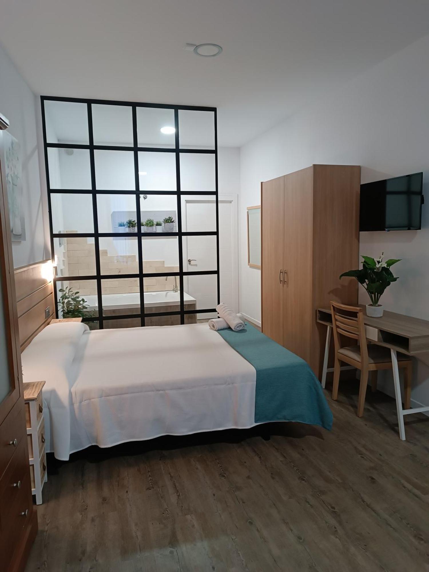 Apartamentos Turisticos Avila Puerta De San Vicente 0-2 Dış mekan fotoğraf