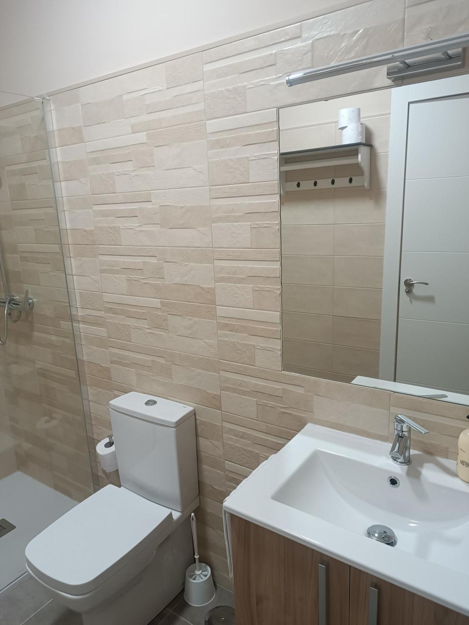 Apartamentos Turisticos Avila Puerta De San Vicente 0-2 Dış mekan fotoğraf